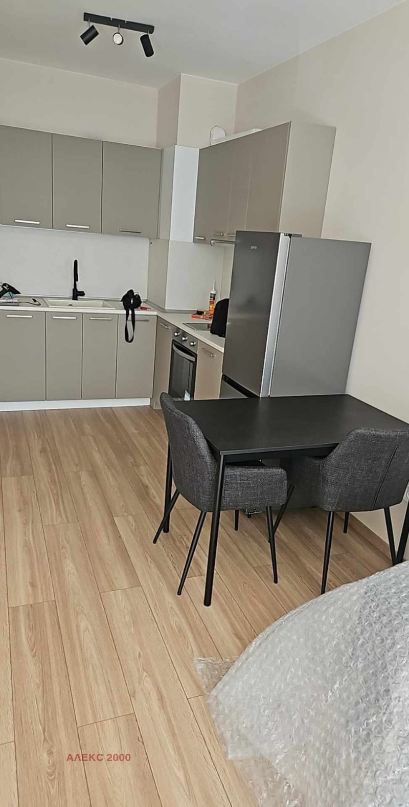 För uthyrning  1 sovrum Sofia , Vrabnica 2 , 67 kvm | 93235493 - bild [2]