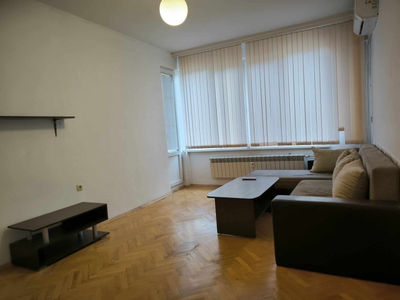 Vuokrattavana  1 makuuhuone Plovdiv , Gagarin , 72 neliömetriä | 33543683 - kuva [9]