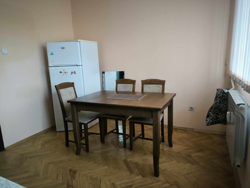 Vuokrattavana  1 makuuhuone Plovdiv , Gagarin , 72 neliömetriä | 33543683 - kuva [2]