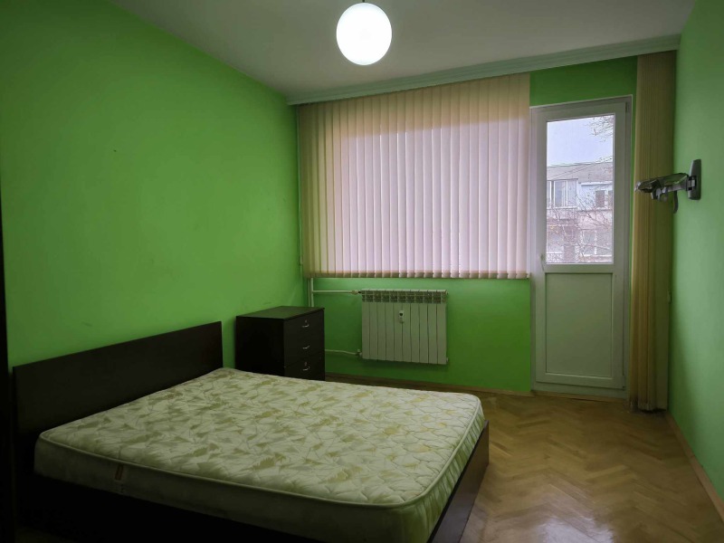 Vuokrattavana  1 makuuhuone Plovdiv , Gagarin , 72 neliömetriä | 33543683 - kuva [6]