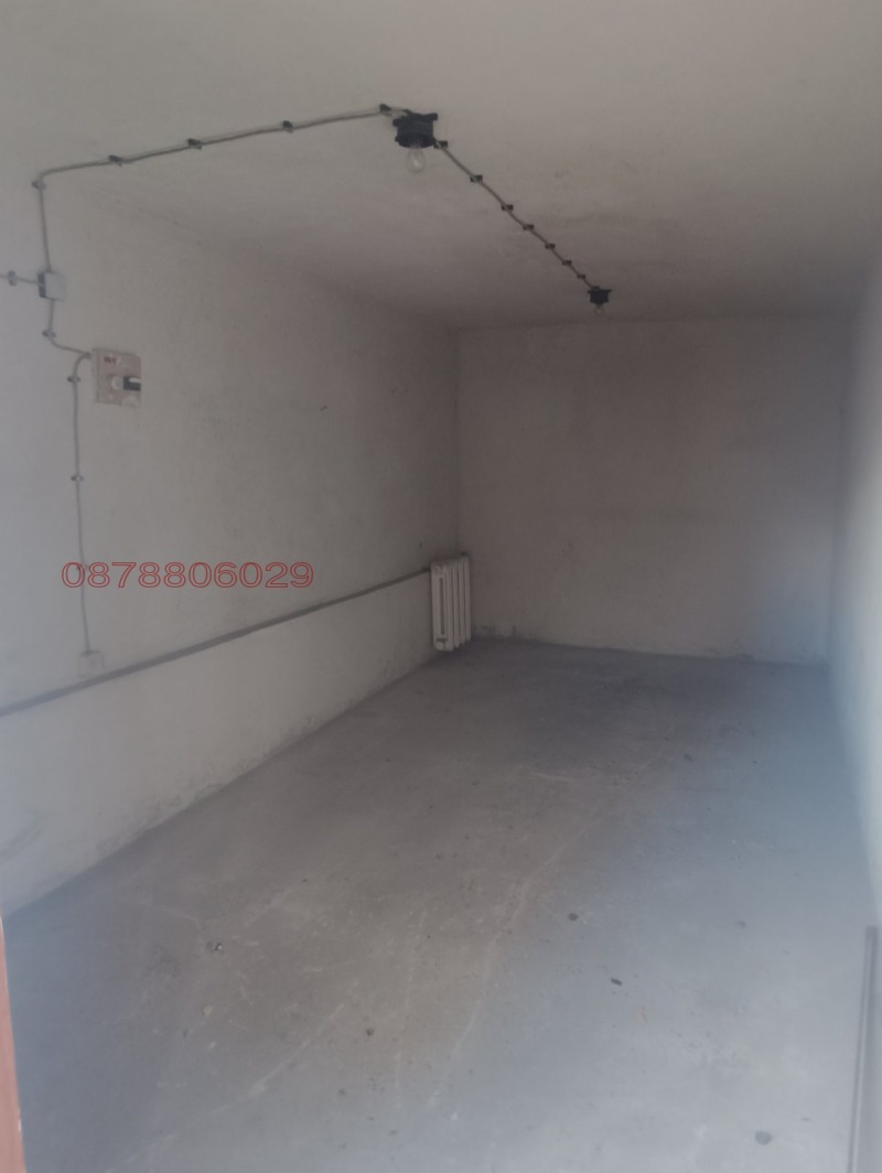 En renta  Cochera Sofia , Vitosha , 19 metros cuadrados | 42156297 - imagen [3]