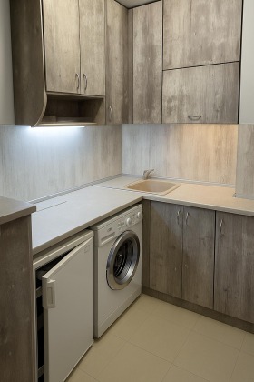 Студія Кючук Париж, Пловдив