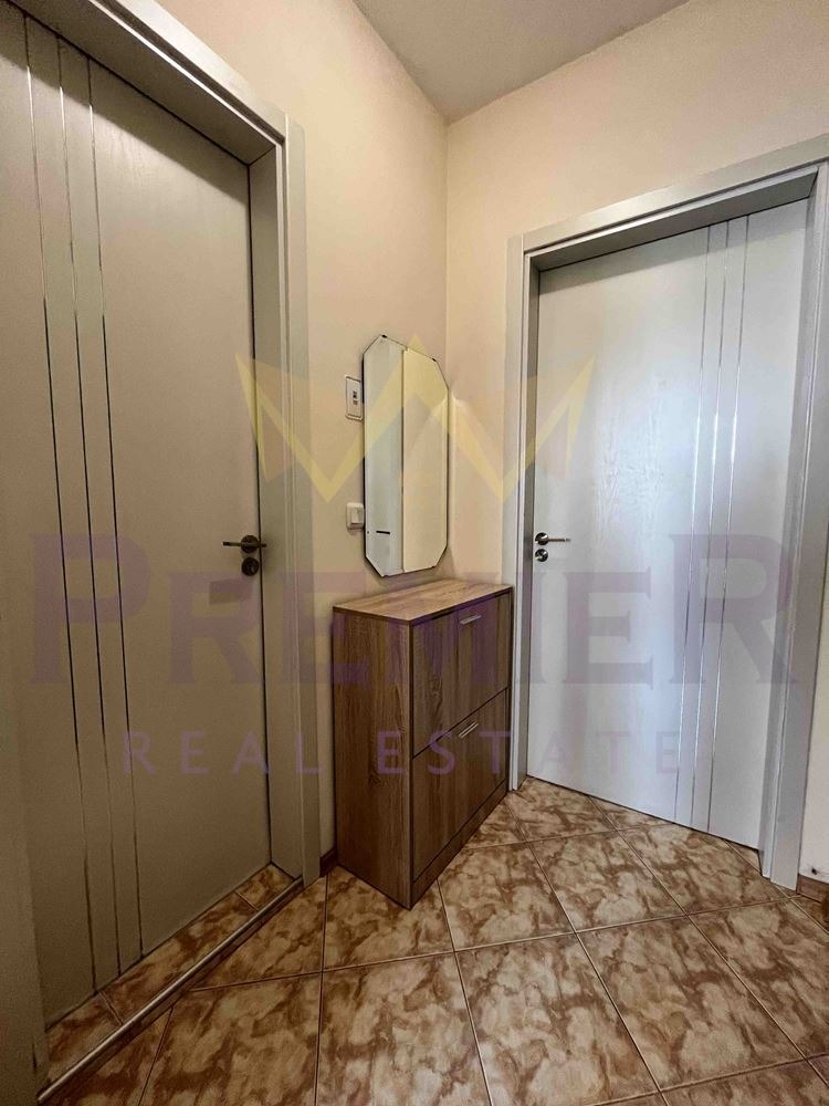 Издаје се  1 спаваћа соба Варна , Центар , 50 м2 | 70241121 - слика [8]