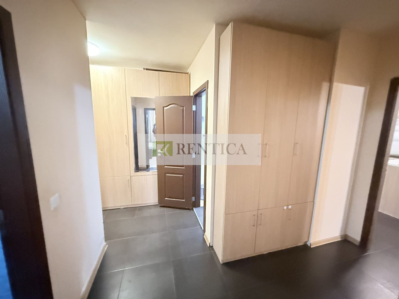 Дава под наем 2-СТАЕН, гр. Варна, Левски 1, снимка 14 - Апартаменти - 55620546