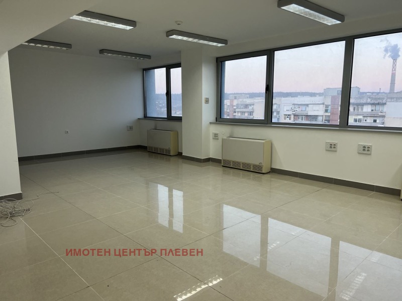 Дава под Наем ОФИС в град Плевен, Идеален център - 70 кв.м / 409.03 € » 800 лв., NEWAY