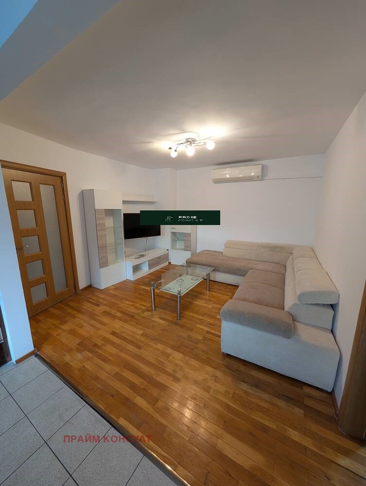 K pronájmu  2 ložnice Plovdiv , Mladežki Chalm , 65 m2 | 79816877