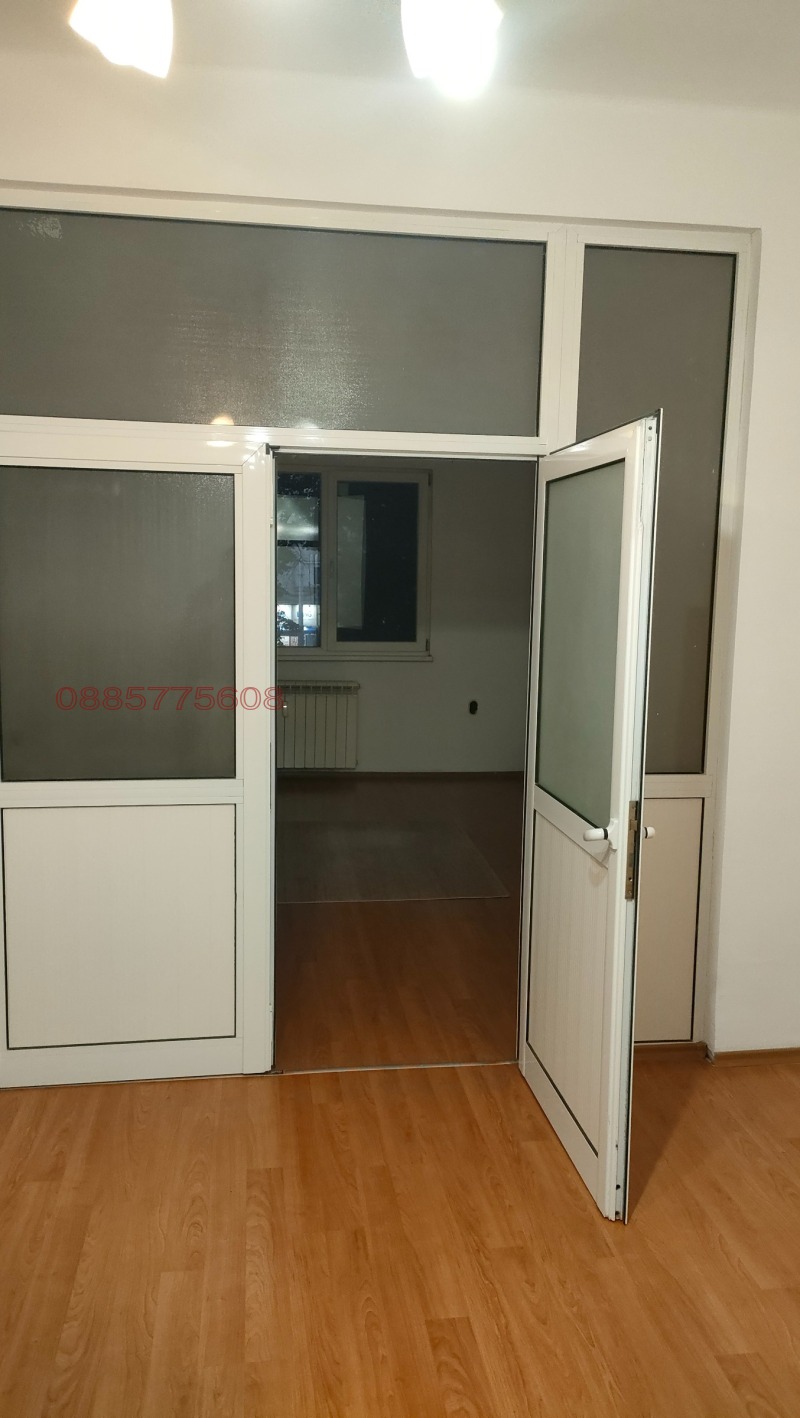 Te huur  2 slaapkamers Sofia , Tsentar , 70 m² | 79169983