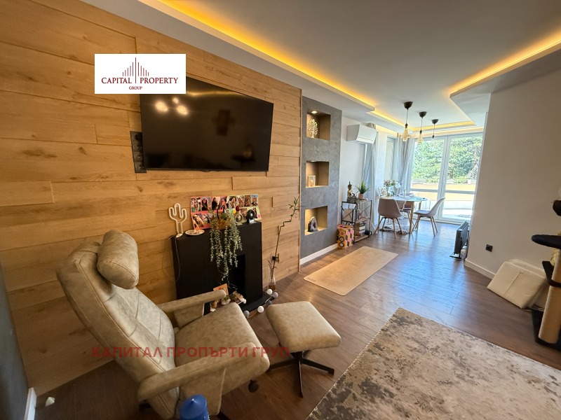 Te huur  2 slaapkamers Sofia , Bojana , 126 m² | 61093922