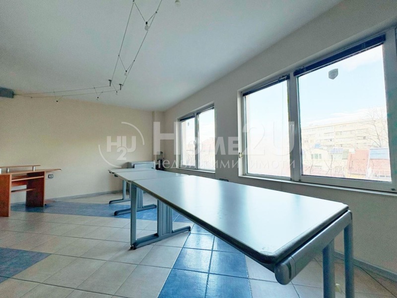 Дава под наем ОФИС, гр. Пловдив, Център, снимка 6 - Офиси - 53010879