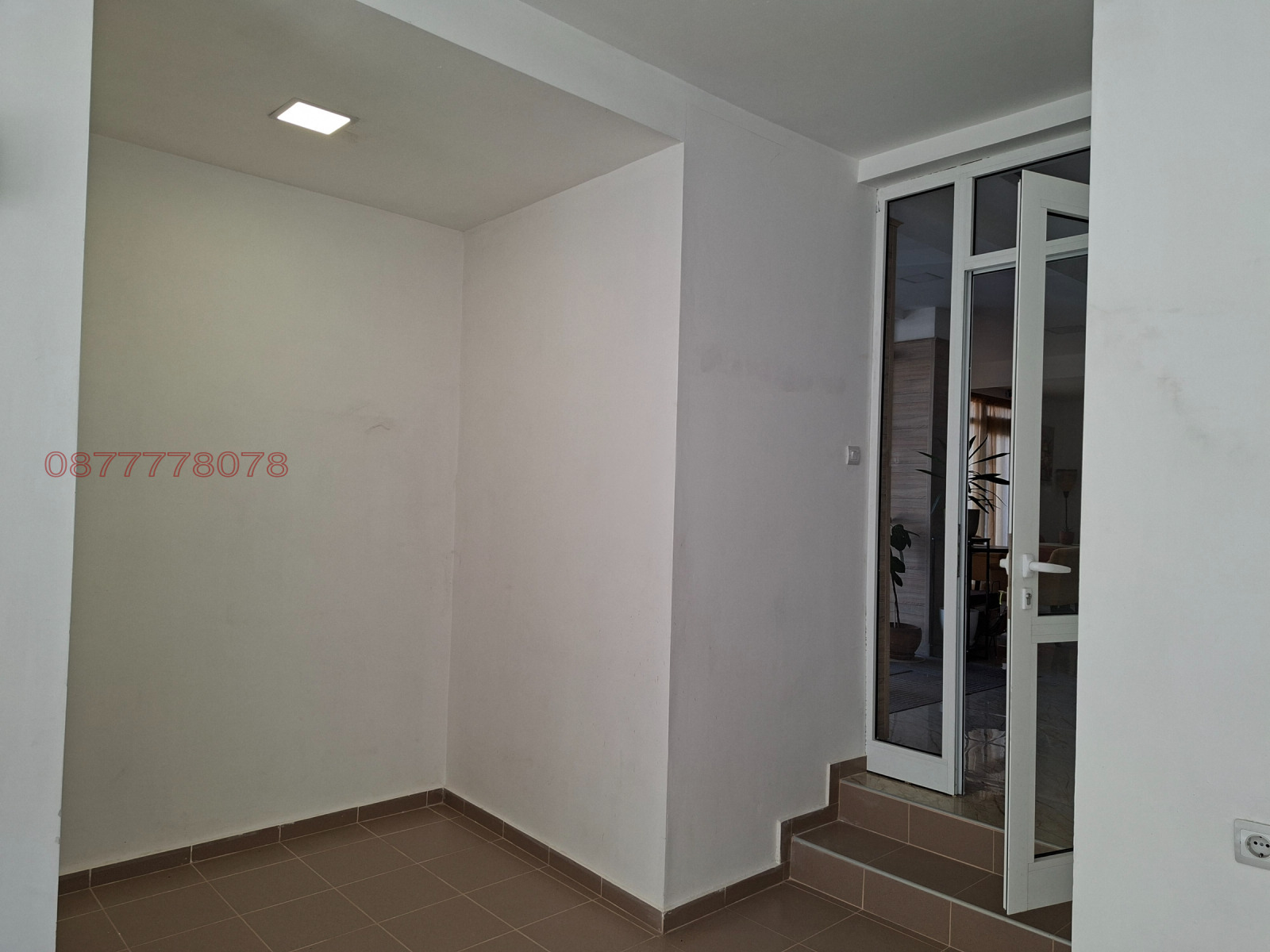 Дава под наем МАГАЗИН, гр. София, Банишора, снимка 5 - Магазини - 53917120