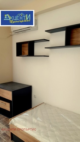 Studio Buzludga, Veliko Tarnovo 3