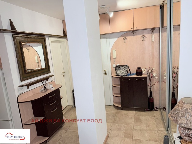 Дава под наем 2-СТАЕН, гр. София, Оборище, снимка 4 - Апартаменти - 52627291