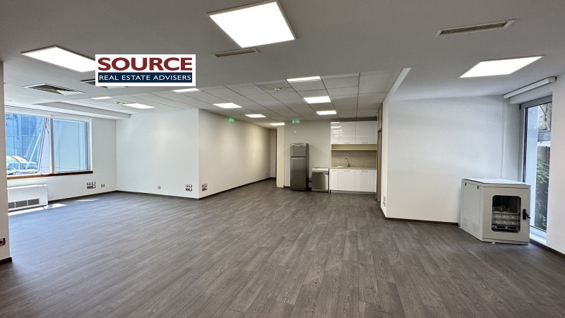 Te huur  Kantoor Sofia , Chladilnika , 113 m² | 35346104 - afbeelding [2]