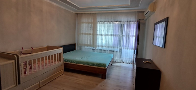 Издаје се  2 спаваће собе Шумен , Добруджански , 82 м2 | 89341260 - слика [10]