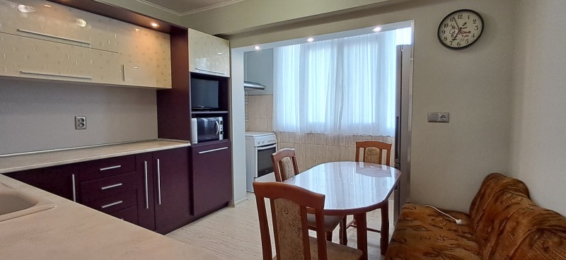Издаје се  2 спаваће собе Шумен , Добруджански , 82 м2 | 89341260 - слика [2]