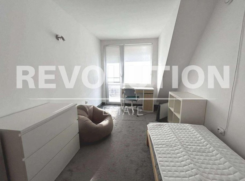 Дава под наем 3-СТАЕН, гр. Варна, ВИНС-Червен площад, снимка 2 - Апартаменти - 52535727