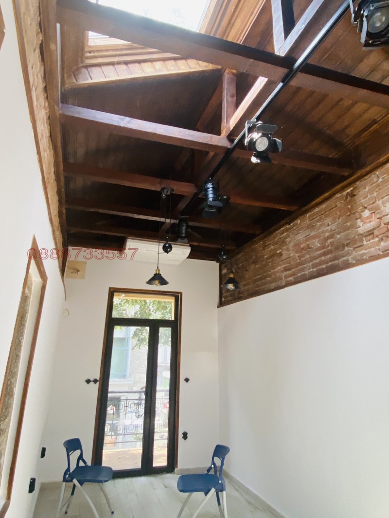 Дава под наем МАГАЗИН, гр. Пловдив, Център, снимка 4 - Магазини - 52712178