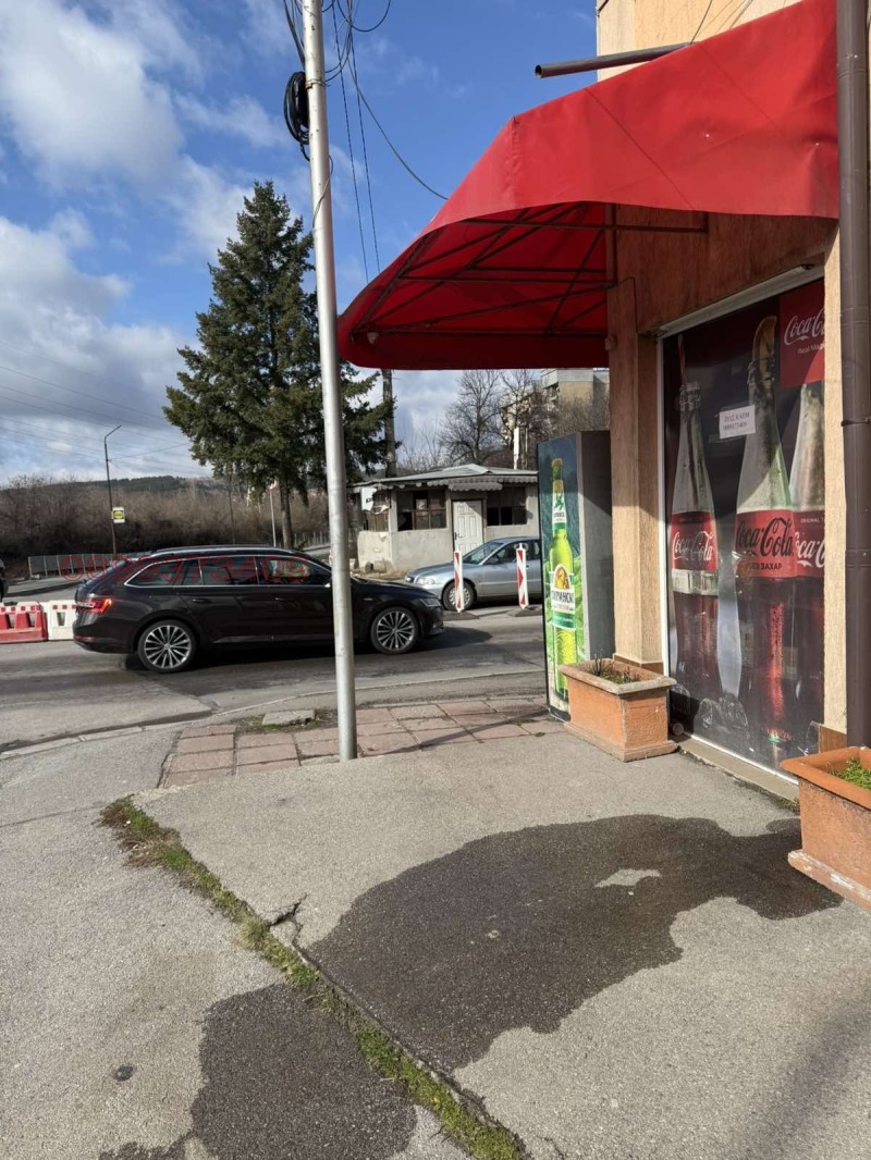 Дава под наем МАГАЗИН, гр. Перник, Димова махала, снимка 3 - Магазини - 53519551