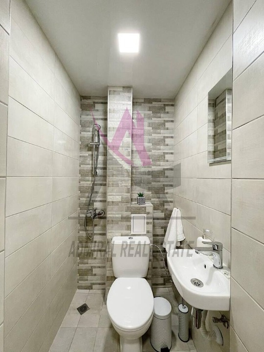 Дава под наем МНОГОСТАЕН, гр. Варна, Център, снимка 6 - Апартаменти - 54041606