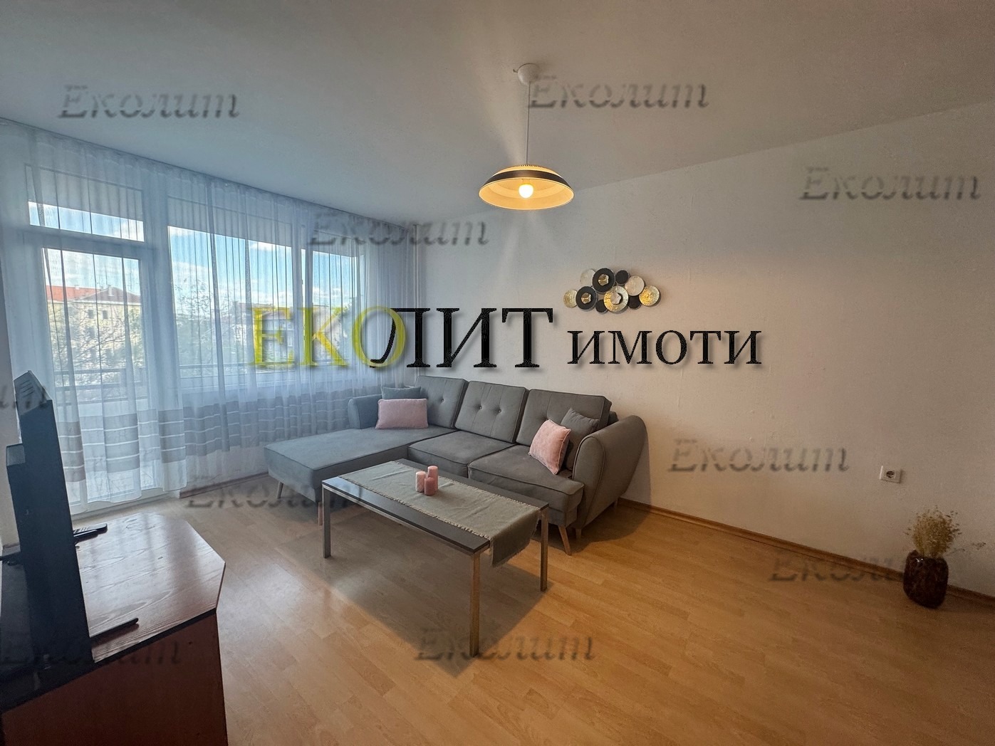 Дава под наем 3-СТАЕН, гр. София, Банишора