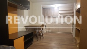 Studio Levsci 1, Varna 1