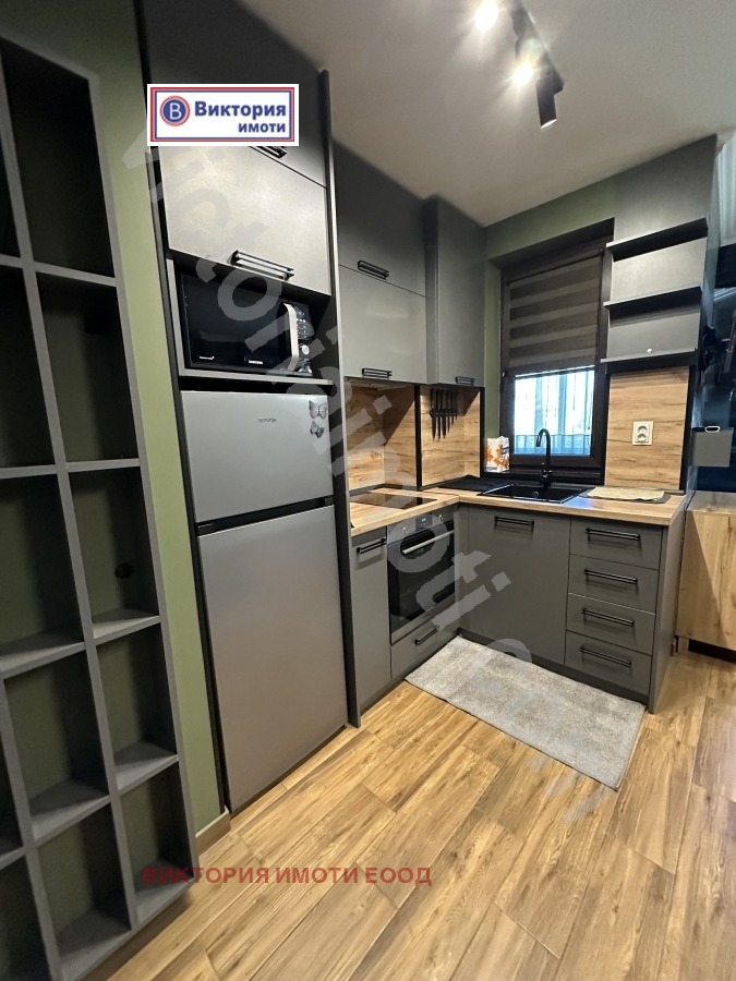 De inchiriat  Studio Velico Târnovo , Cartala , 35 mp | 77955200