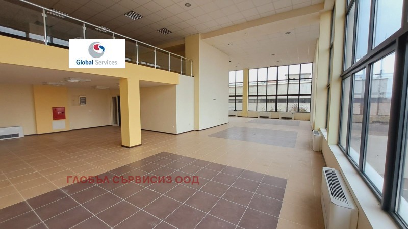 Дава под Наем ОФИС в град София, 7-ми 11-ти километър - 5681 кв.м / 25 564 € » 49 998.84 лв., ГЛОБЪЛ СЪРВИСИЗ ООД
