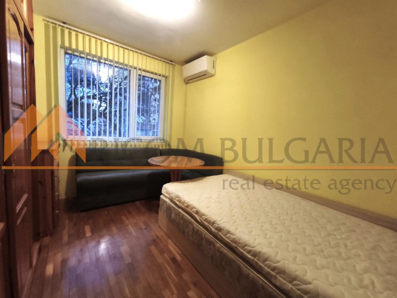 Дава под наем 1-СТАЕН, гр. Варна, Лятно кино Тракия, снимка 4 - Апартаменти - 53029369