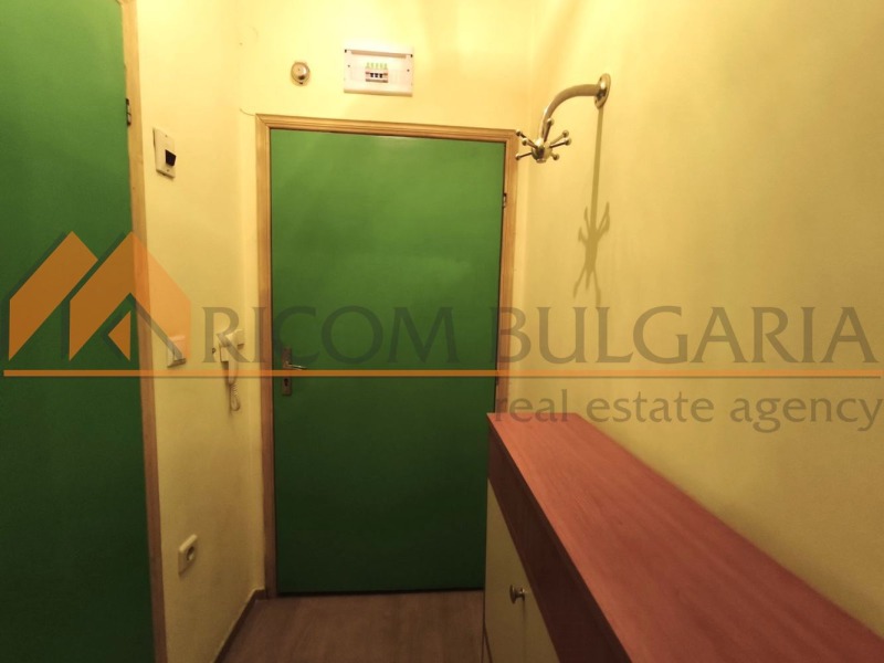 Дава под наем 1-СТАЕН, гр. Варна, Лятно кино Тракия, снимка 7 - Апартаменти - 53029369