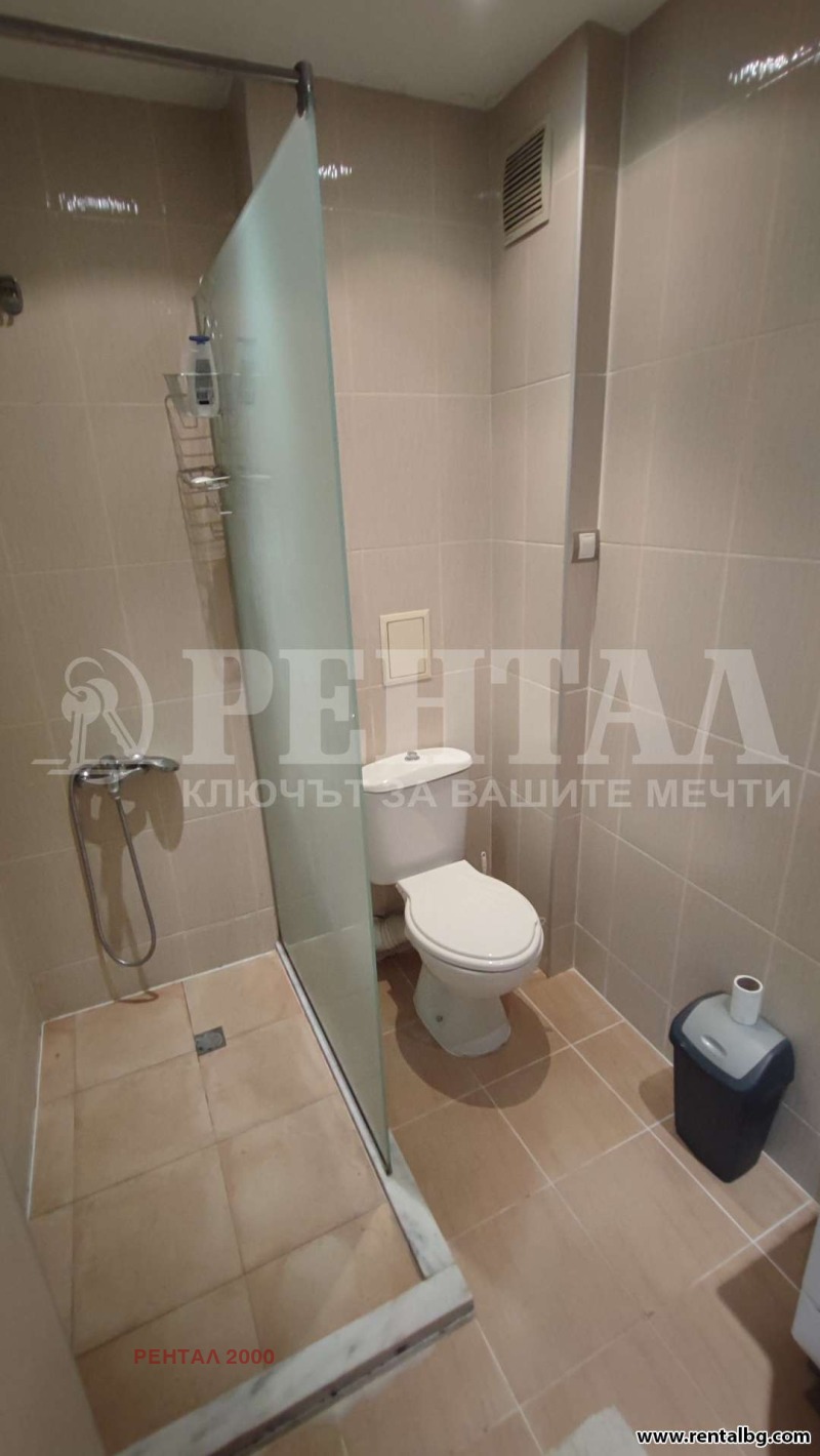 De inchiriat  1 dormitor Plovdiv , Țentâr , 63 mp | 83873769 - imagine [11]