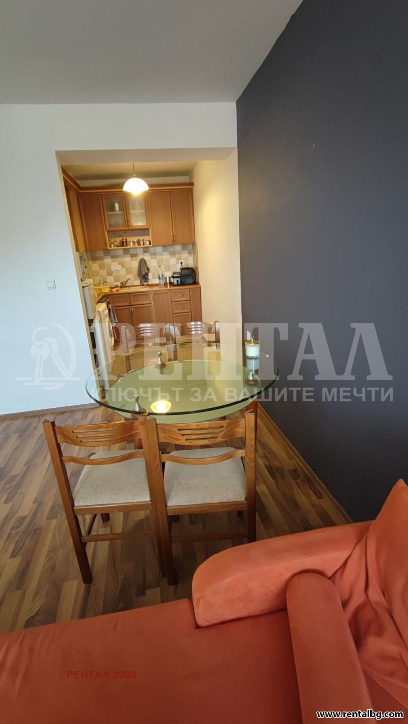 De inchiriat  1 dormitor Plovdiv , Țentâr , 63 mp | 83873769 - imagine [3]
