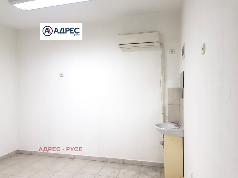 Дава под наем ОФИС, гр. Русе, Център, снимка 2 - Офиси - 53113618