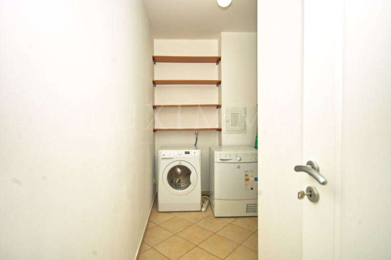 Kiadó  3 hálószobás Sofia , Centar , 220 négyzetméter | 46463152 - kép [17]