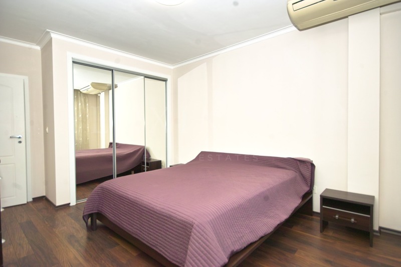 Kiadó  3 hálószobás Sofia , Centar , 220 négyzetméter | 46463152 - kép [11]