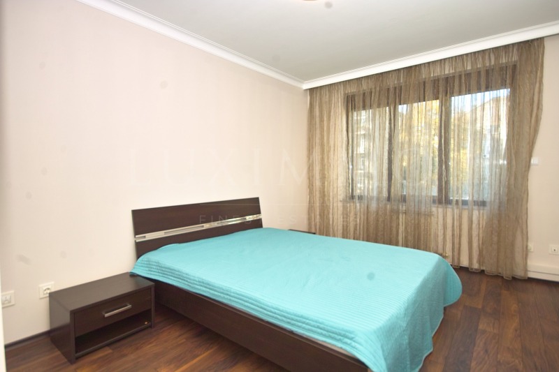 Kiadó  3 hálószobás Sofia , Centar , 220 négyzetméter | 46463152 - kép [14]