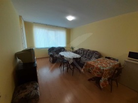 1 chambre Vladislav Varnentchik 1, Varna 2