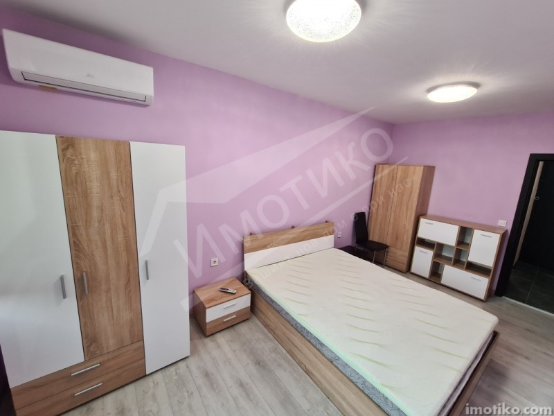 A louer  1 chambre Sofia , Geo Milev , 70 m² | 74752103