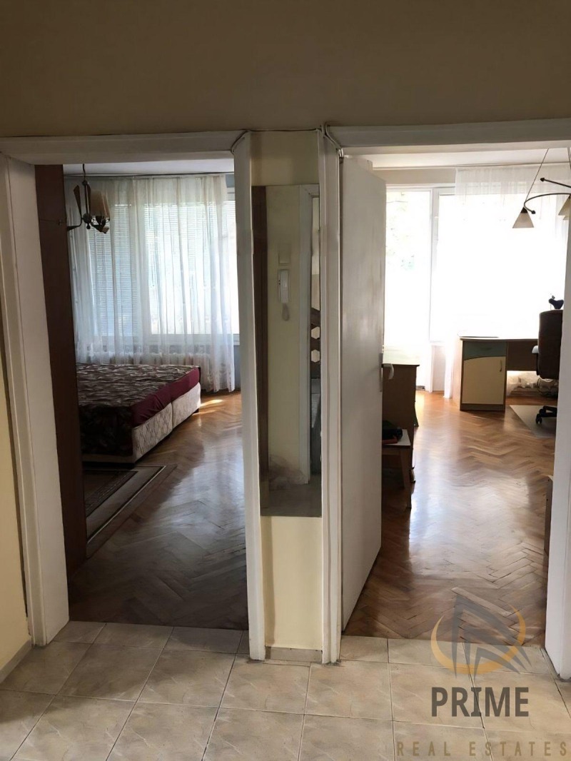 Дава под наем 3-СТАЕН, гр. Бургас, Лазур, снимка 10 - Апартаменти - 52488259