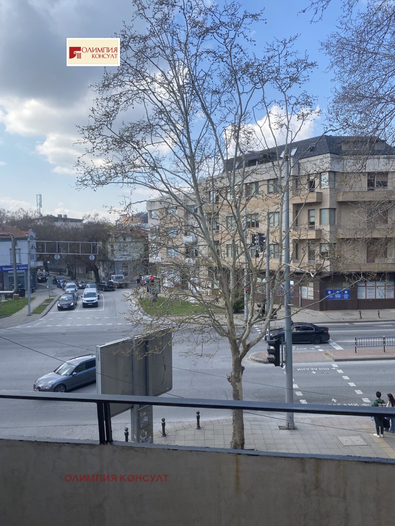 Дава под наем  4-стаен град Пловдив , Център , 110 кв.м | 74690320 - изображение [9]