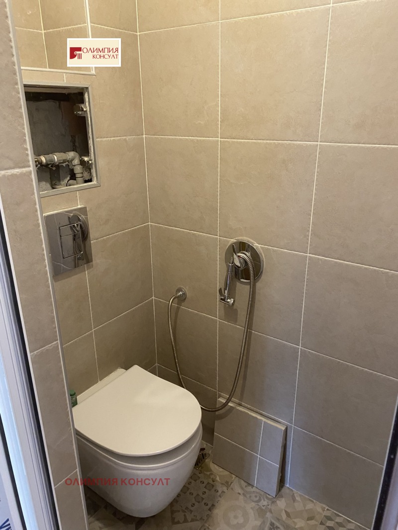 Дава под наем  4-стаен град Пловдив , Център , 110 кв.м | 74690320 - изображение [2]