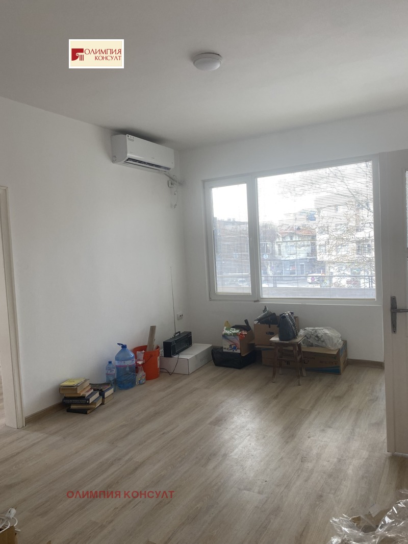 Дава под наем  4-стаен град Пловдив , Център , 110 кв.м | 74690320 - изображение [4]