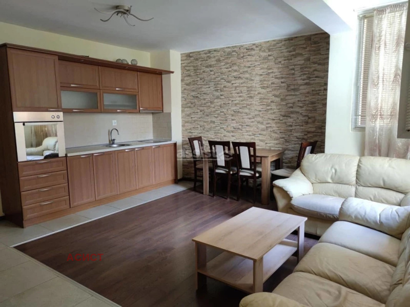 De inchiriat  2 dormitoare Sofia , Borovo , 90 mp | 42658427