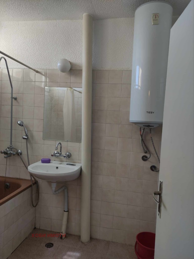 Дава под наем  4-стаен град Пловдив , Тракия , 120 кв.м | 51547847 - изображение [13]