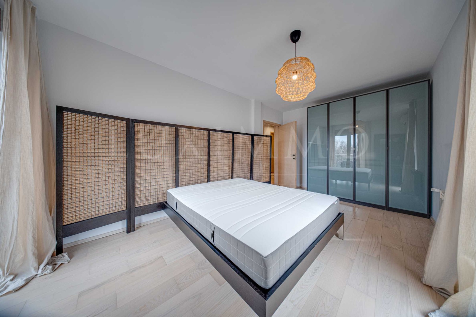 Дава под наем 3-СТАЕН, гр. София, Бояна, снимка 9 - Апартаменти - 54037947