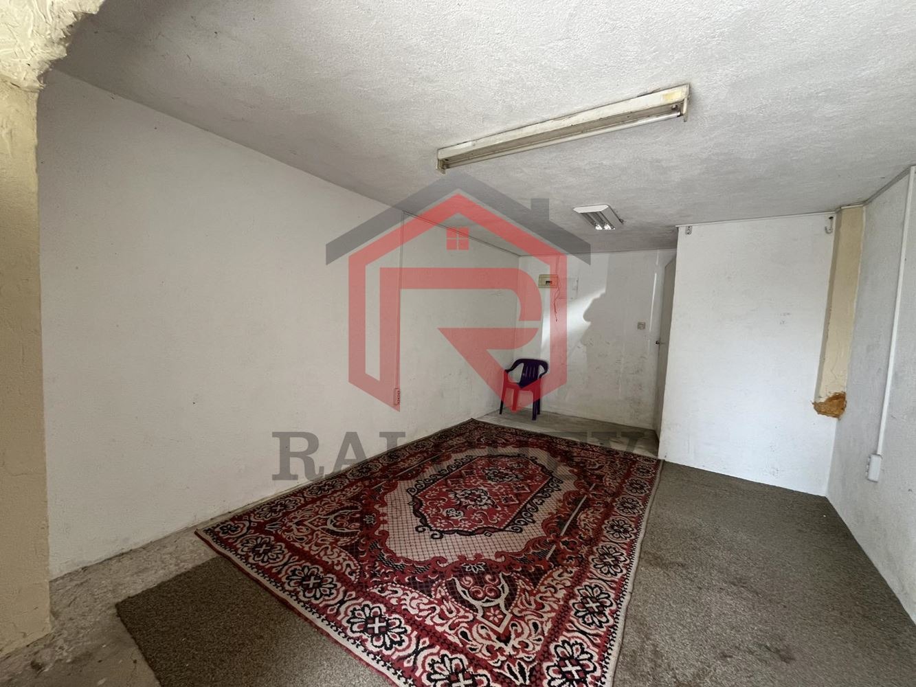 Дава под наем ГАРАЖ, ПАРКОМЯСТО, гр. Варна, ХЕИ, снимка 3 - Гаражи и паркоместа - 54206745