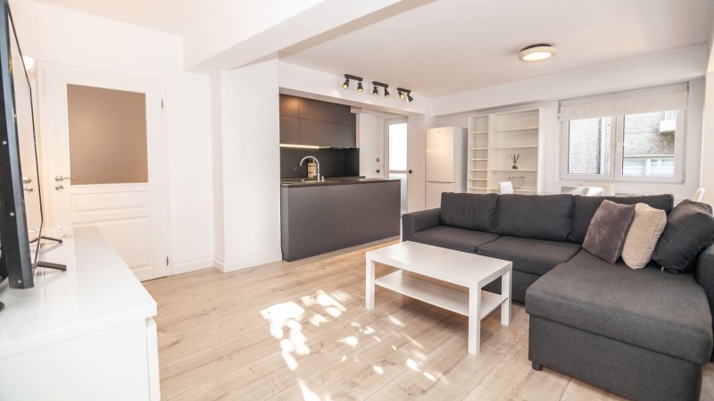 Kiralık  2 yatak odası Sofia , Doktorski pametnik , 105 metrekare | 26917459