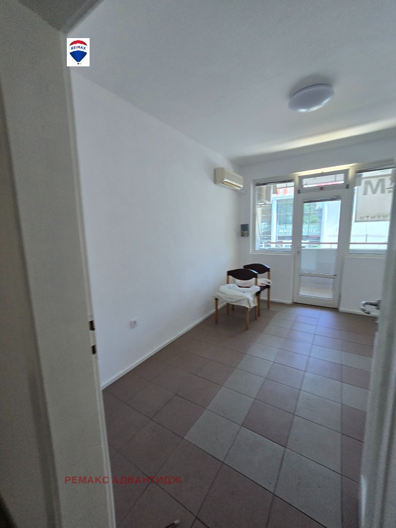 Vuokrattavana  Toimisto Plovdiv , Zapaden , 150 neliömetriä | 94144074 - kuva [10]