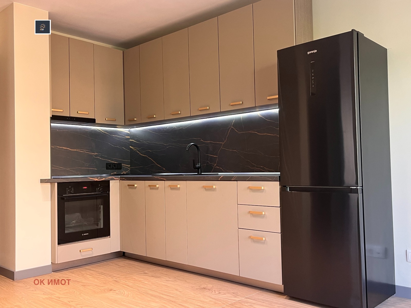 Дава под наем 3-СТАЕН, гр. София, Център