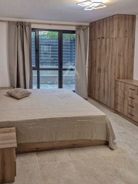 1 chambre m-t Kambanite, Sofia 7