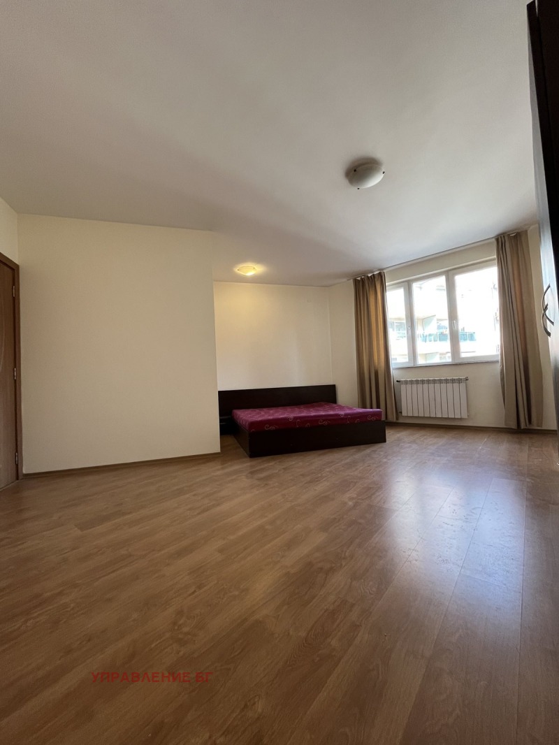Издаје се  2 спаваће собе Софија , Студентски град , 150 м2 | 46967375 - слика [3]